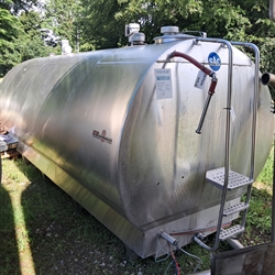 1 st. begagnad "Røka" kyltank 8000 l. 470x190x230 cm. Tank 10